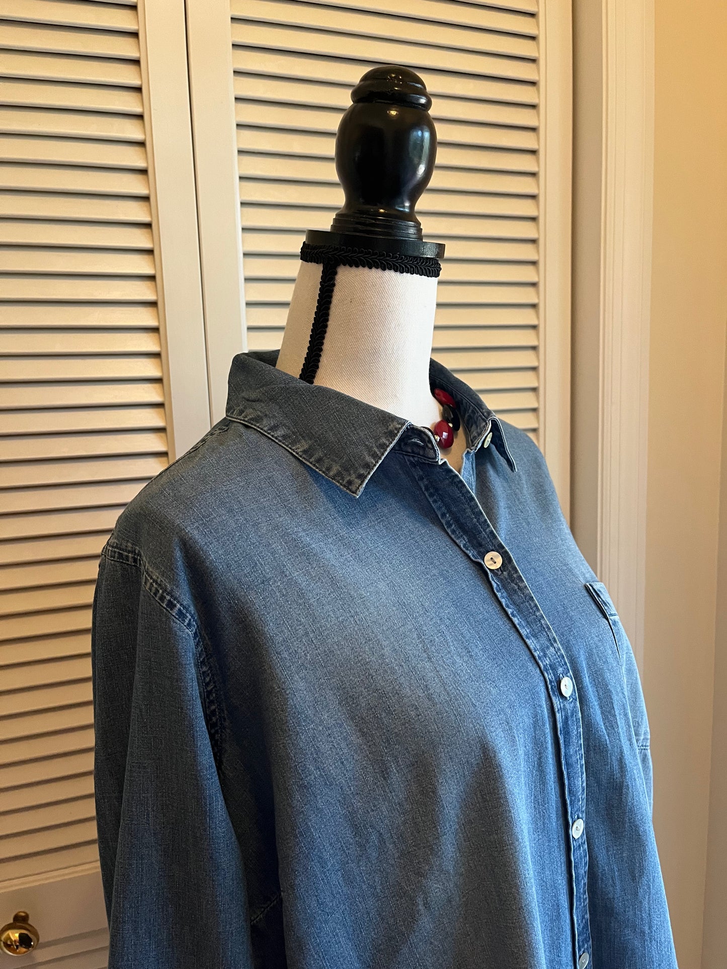 J JILL Denim Shirt (XL)