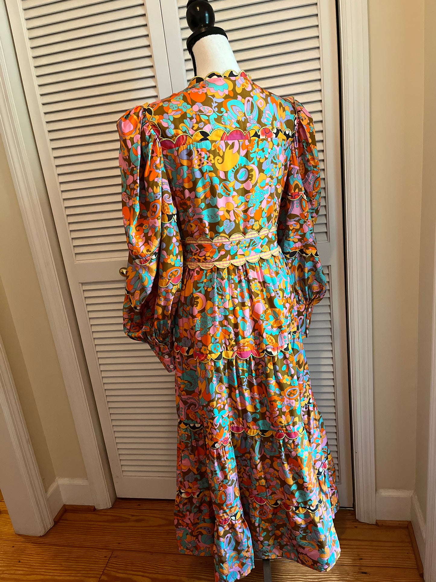 Celia B Long Sleeve Tiered Dress (L)
