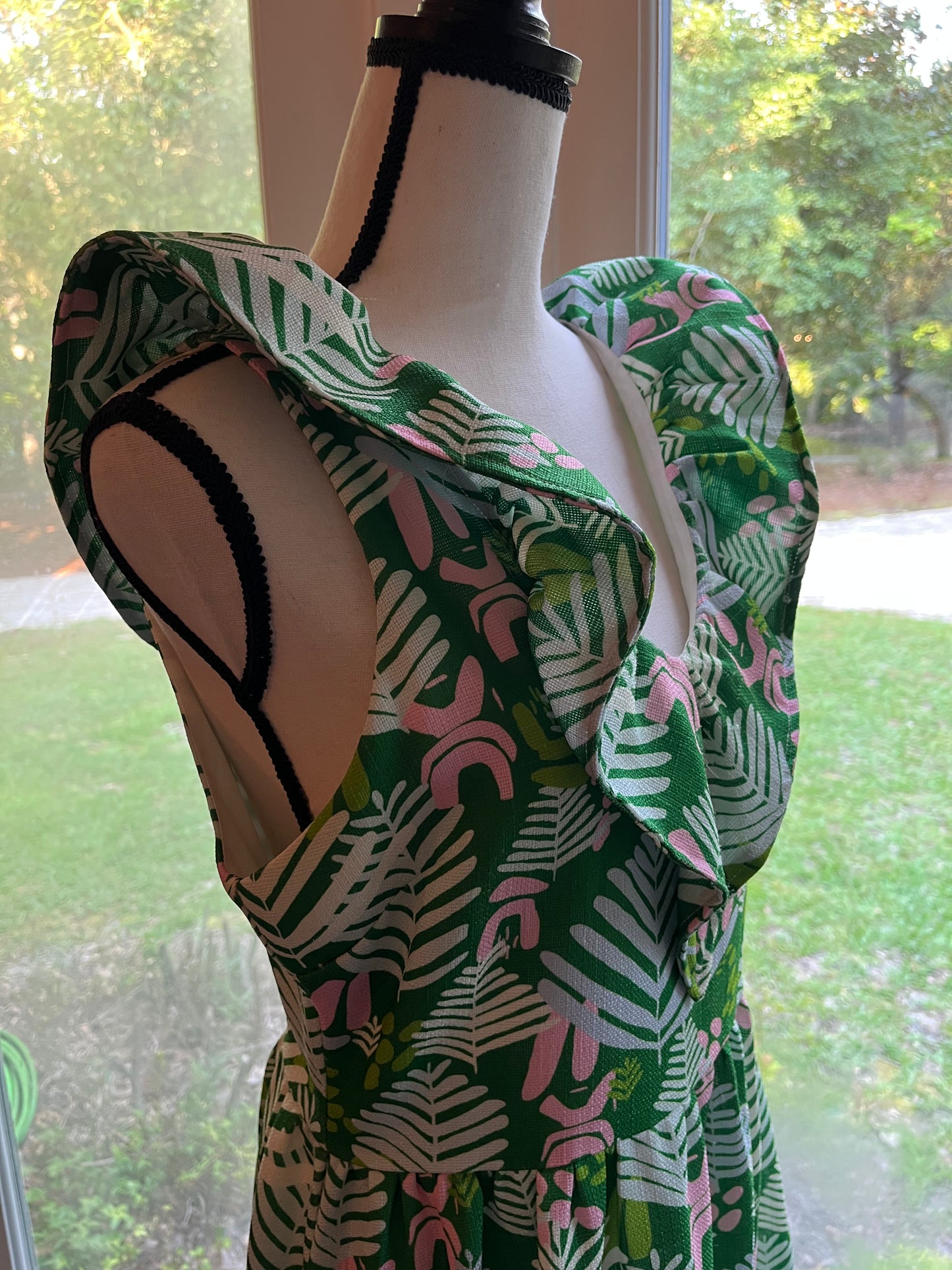 CK Bradley Sleeveless Tropical Print Dress (M)