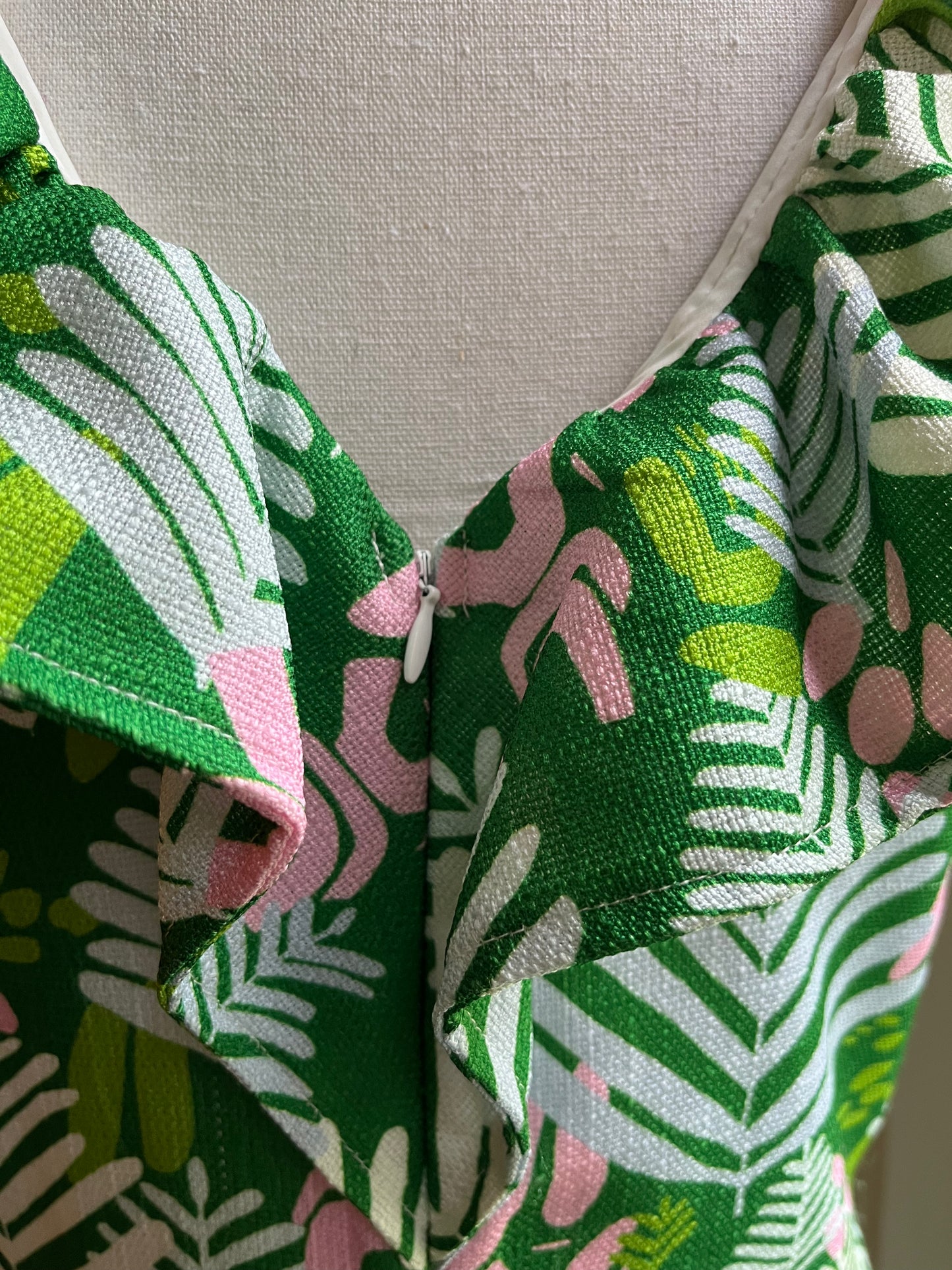 CK Bradley Sleeveless Tropical Print Dress (M)