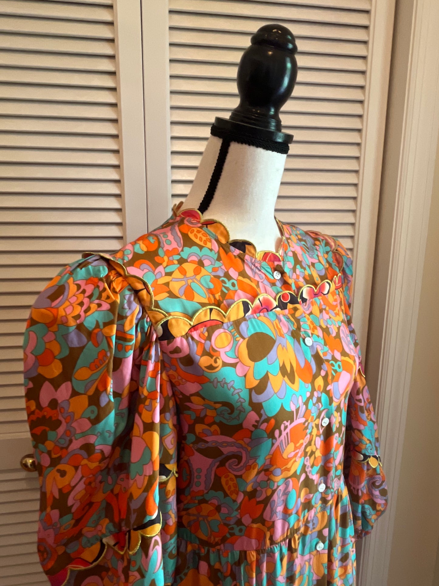 Celia B Long Sleeve Tiered Dress (L)