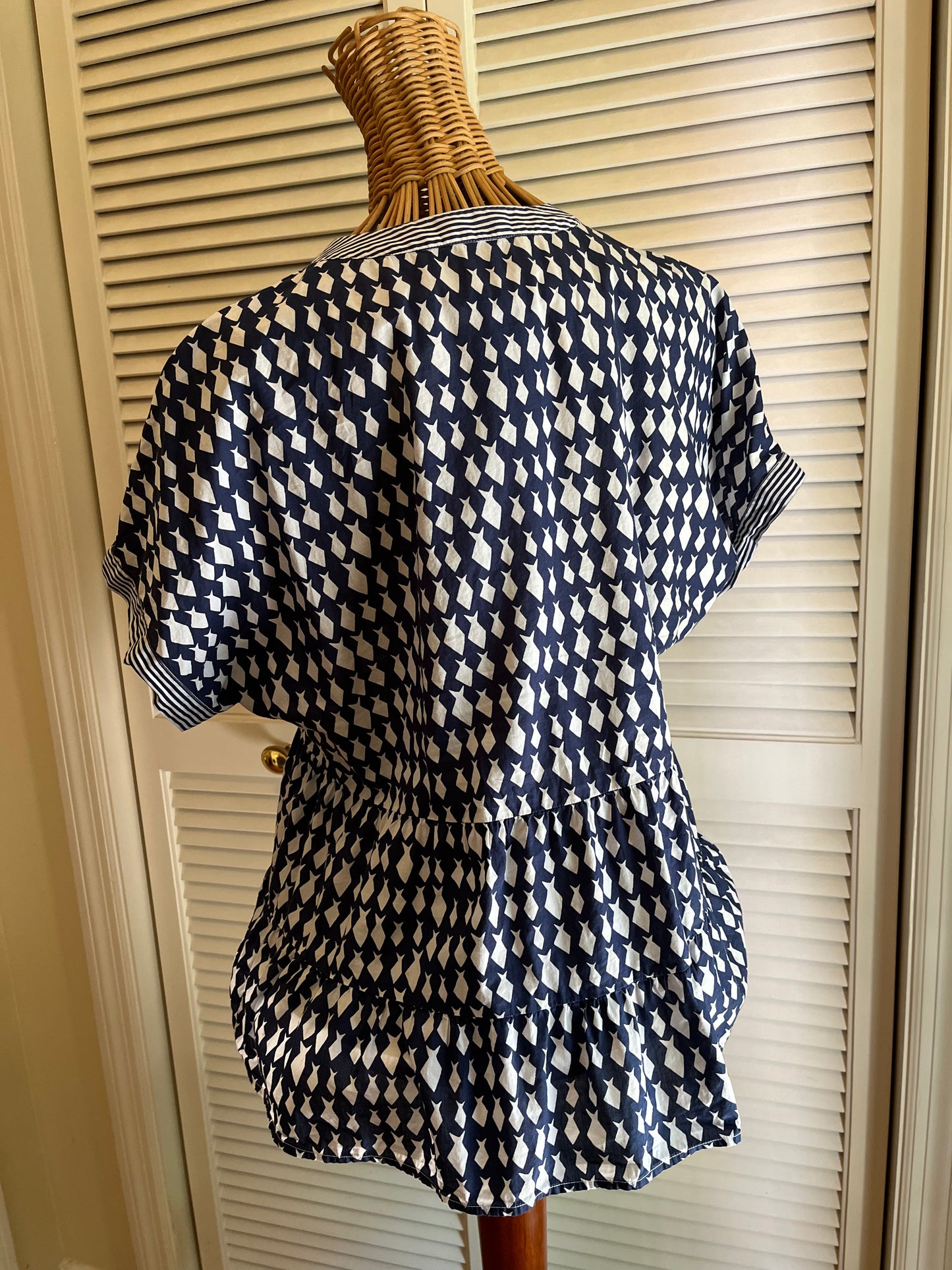 Vineyard Vines Peplum Top (M)