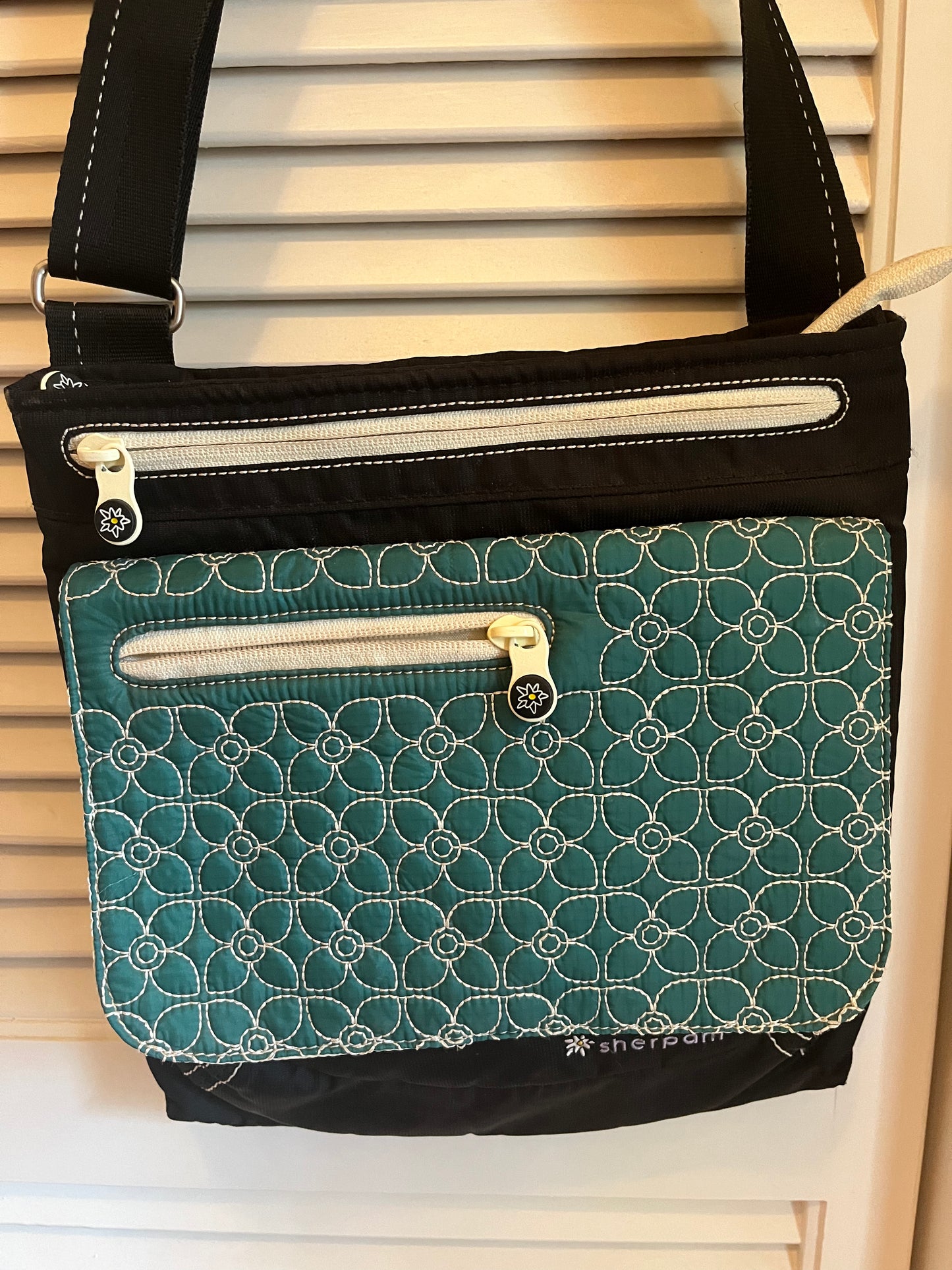 Sherpani Crossbody Bag